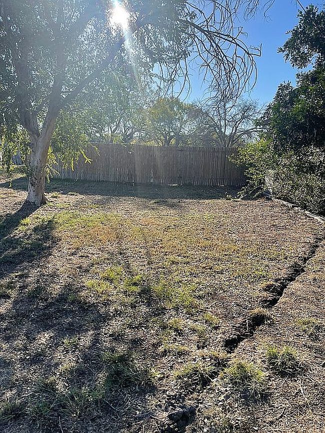 Photo of 605 Railroad St, Poth, TX
