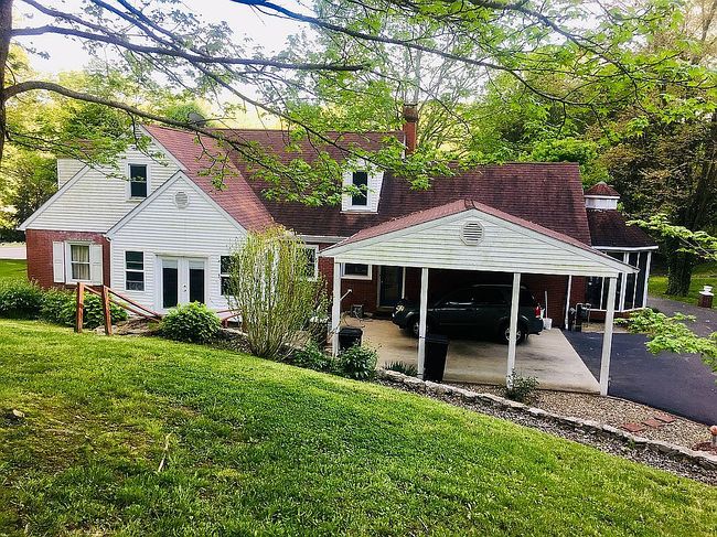 Image of 2278 Clarksburg Rd