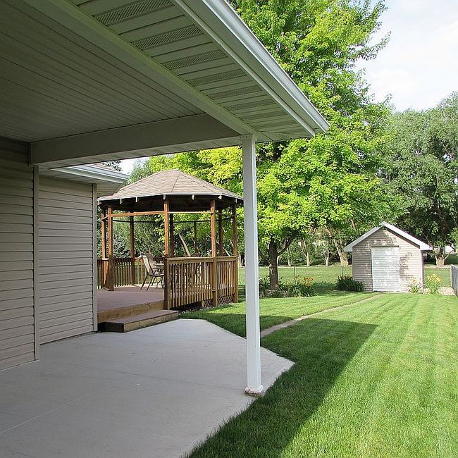 Photo of 907 Clairmont Cir, Sergeant Bluff, IA