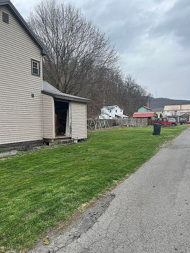 Image of 127 Market St