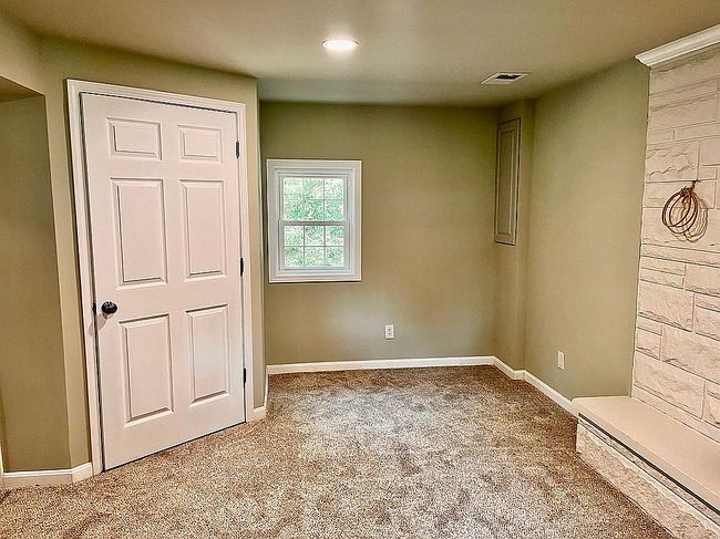 Photo of 8914 New Harmony Rd, Evansville, IN