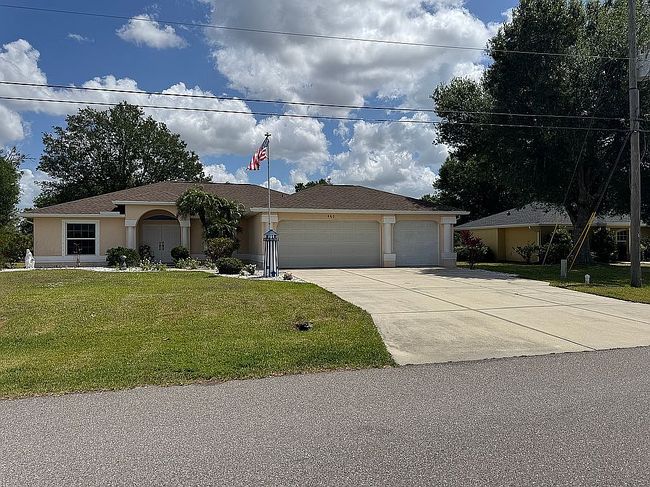 Image of 460 Encarnacion St