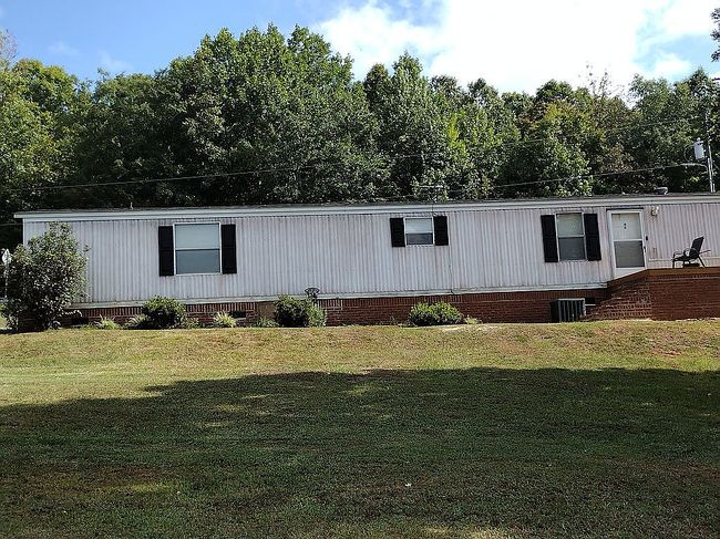 Photo of 1032 Cemetary Rd