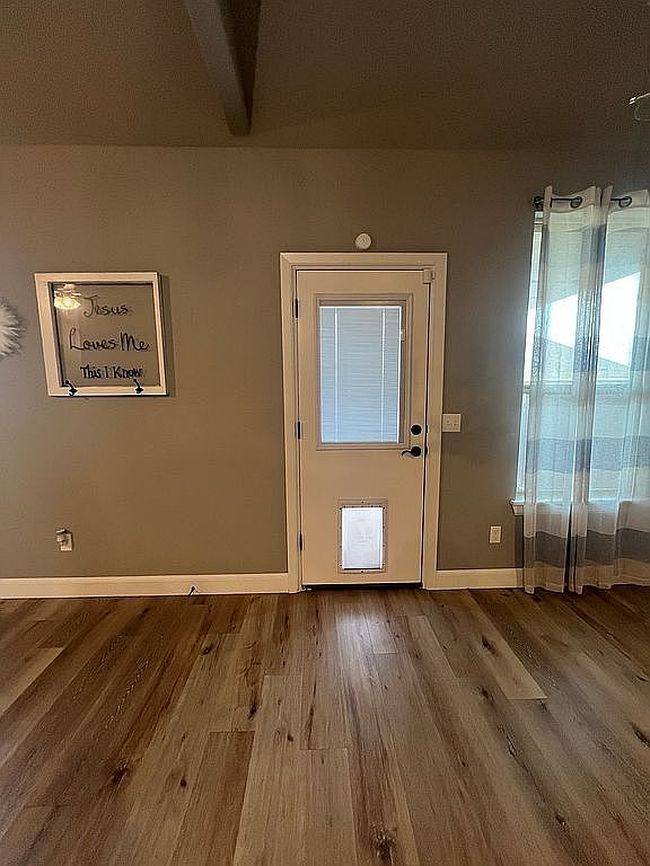 Preview of property located at 1919 Twisted Oak Ct