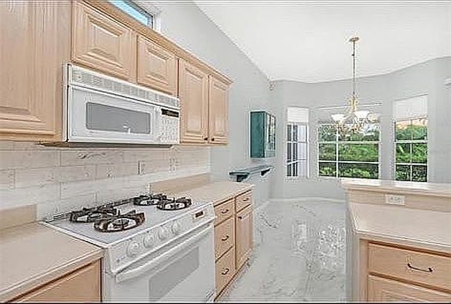 Image of 5814 Fairwoods Cir