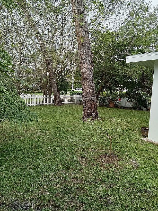 Photo of 626 Rudder Rd, Naples, FL