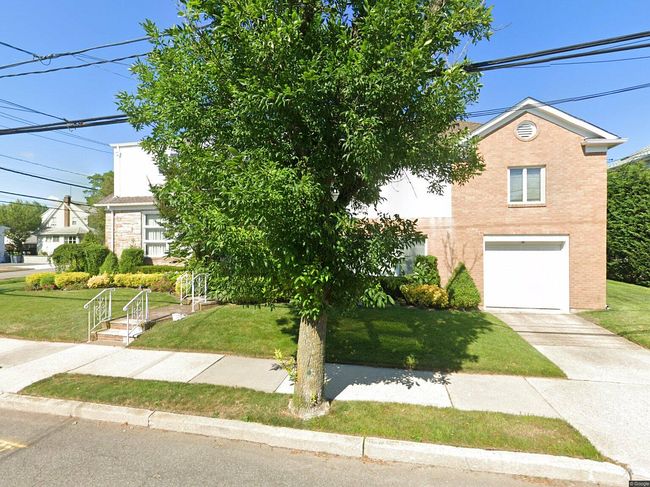 Photo of 14317 Newport Ave