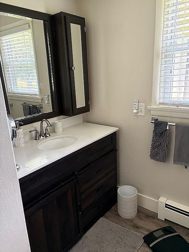 Image of 7111 Thorncrest Dr Se