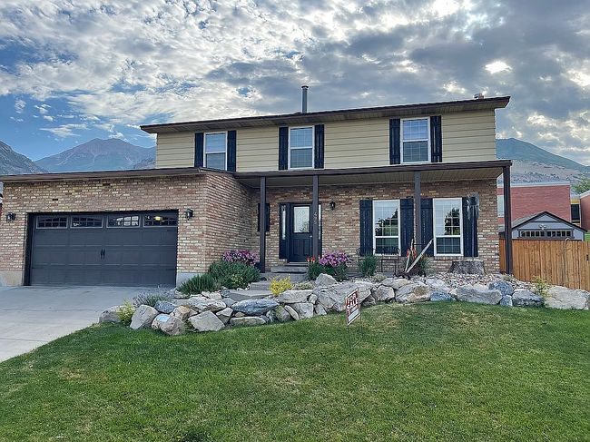 Photo of 495 Valley View Dr, Pleasant Grove, UT
