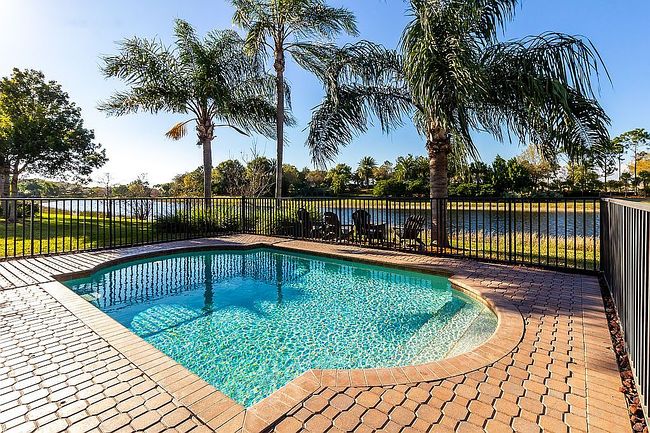 Image of 10347 Carolina Willow Dr