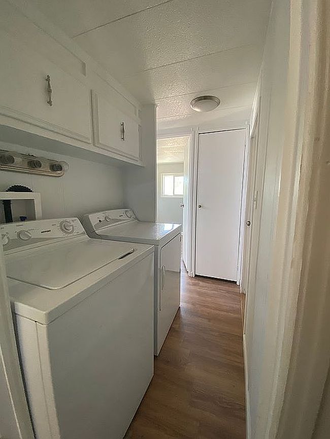 Image of 9120 W Safford St