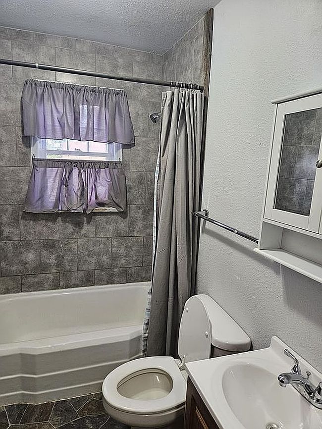 Photo of 107 Otero Ave, Ordway, CO