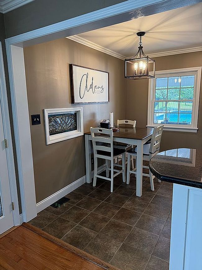Photo of 1008 Walnut St, Macon, MO