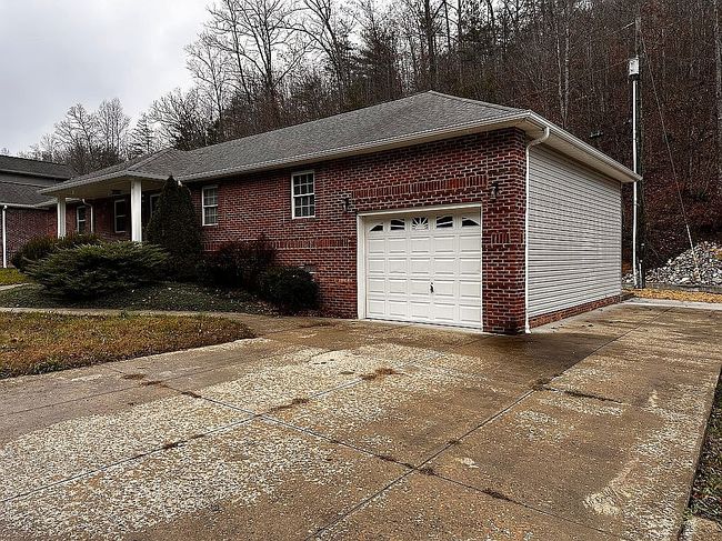 Photo of 144 Homestead Estates Ln, Tutor Key, KY