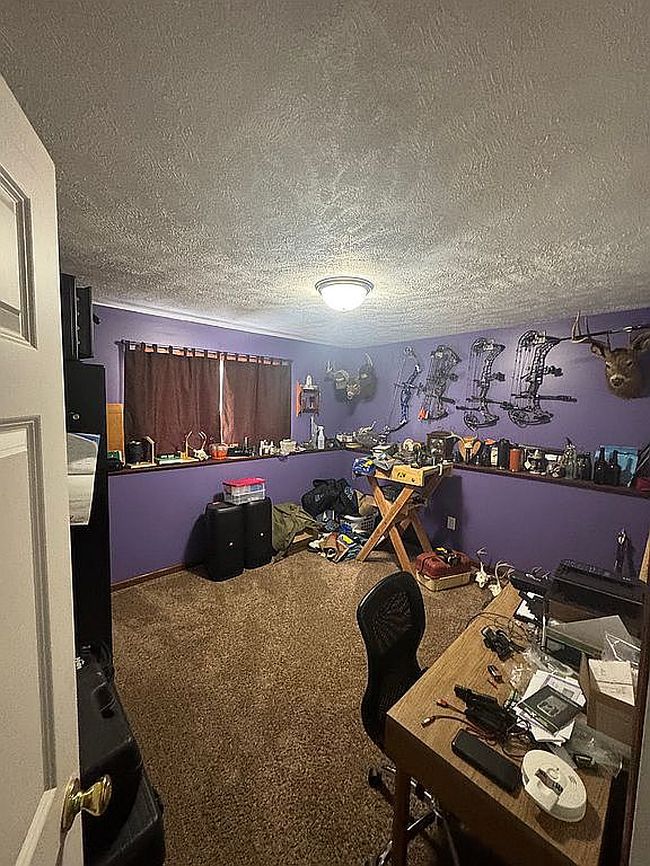 Preview of property located at 23501 Almy Rd