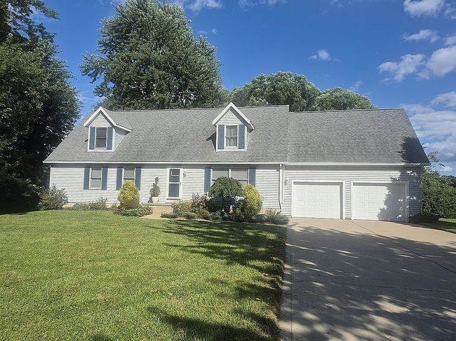 Photo of 9208 River Rd