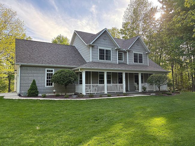 Image of 1616 Willow Creek Dr