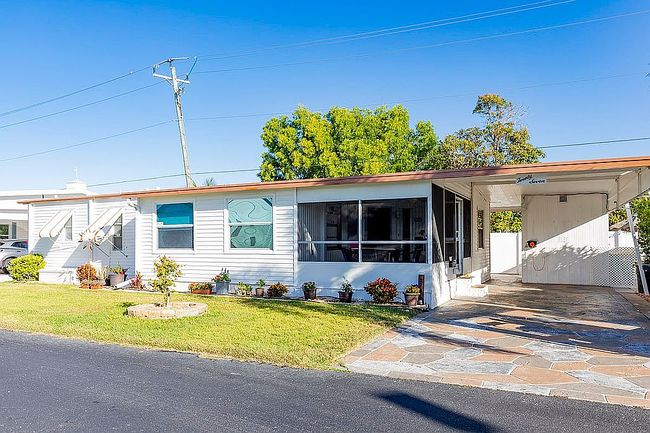 Preview of property located at 27 Grouper Dr