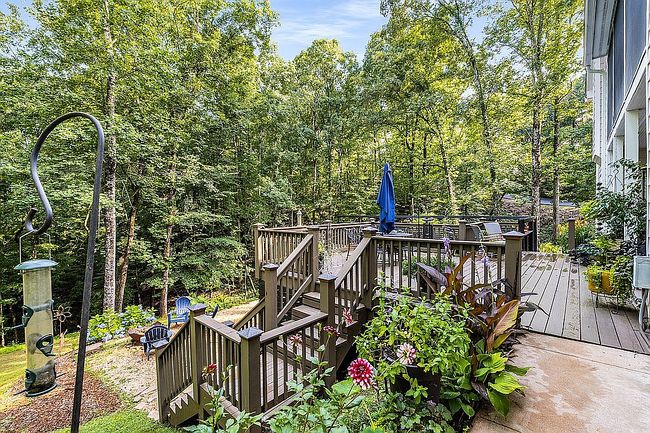 Photo of 94 Dawson Dr, Dawsonville, GA