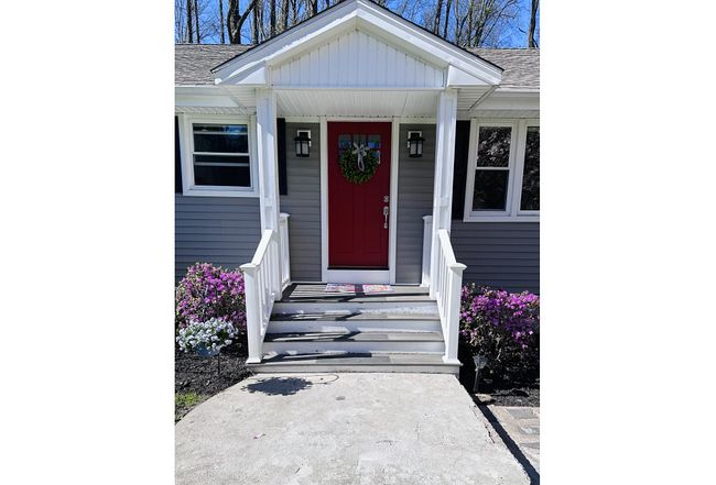 Preview of property located at 12 Capitol Drive