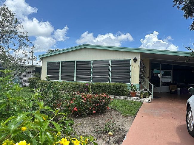 Photo of 181 Sugar Loaf Ln #69, Naples, FL