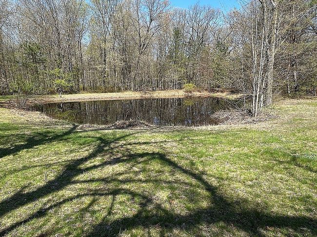 Image of 813 E Brooks Rd