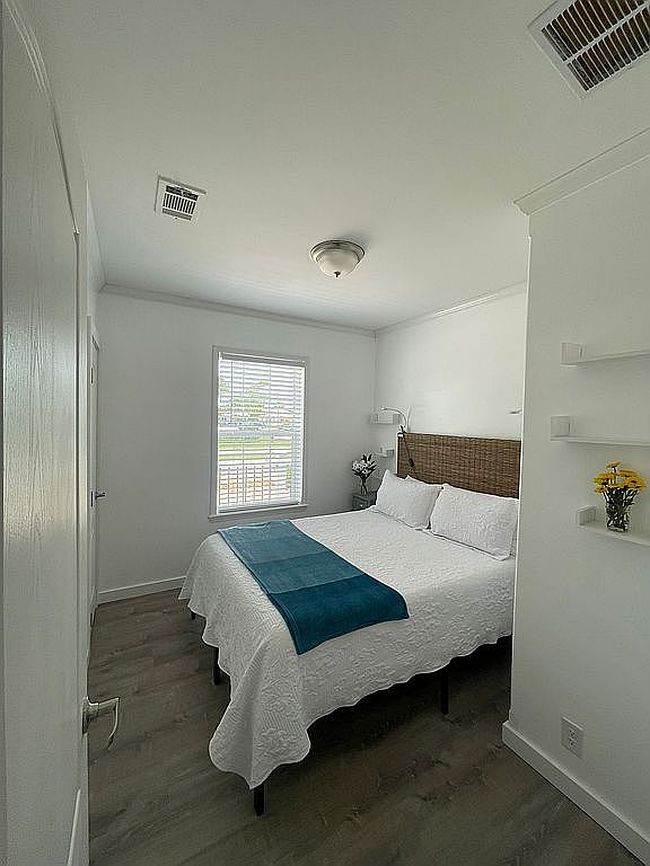 Photo of 409 Florida Ave, Mexico Beach, FL