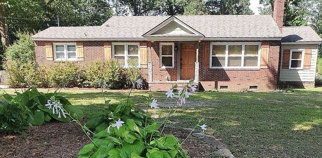 Preview of property located at 1818 Bunting Dr