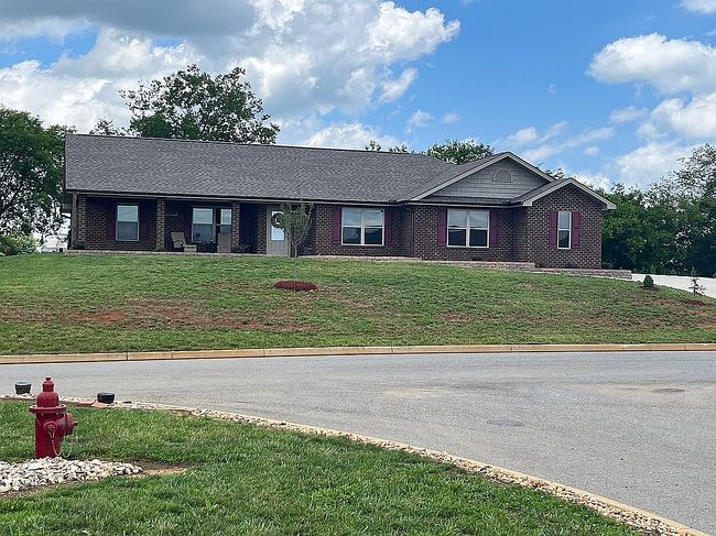 Photo of 116 Crosslake Ln