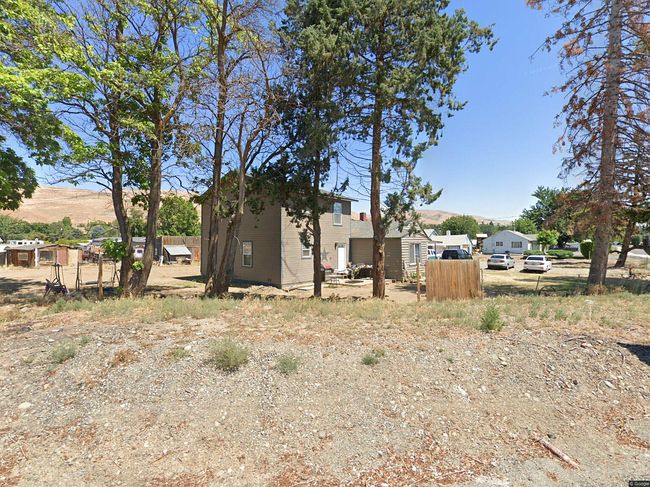 Photo of 2123 Butterfield Rd, Yakima, WA