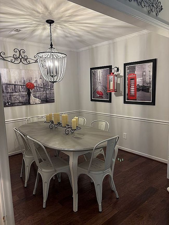 Additional photo 1 of property located at 117 Chrisfield Cir