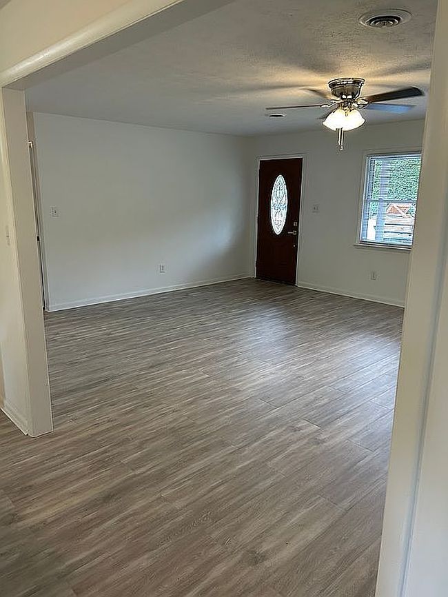 Photo of 413 Tanglewood Dr, Princeton, WV