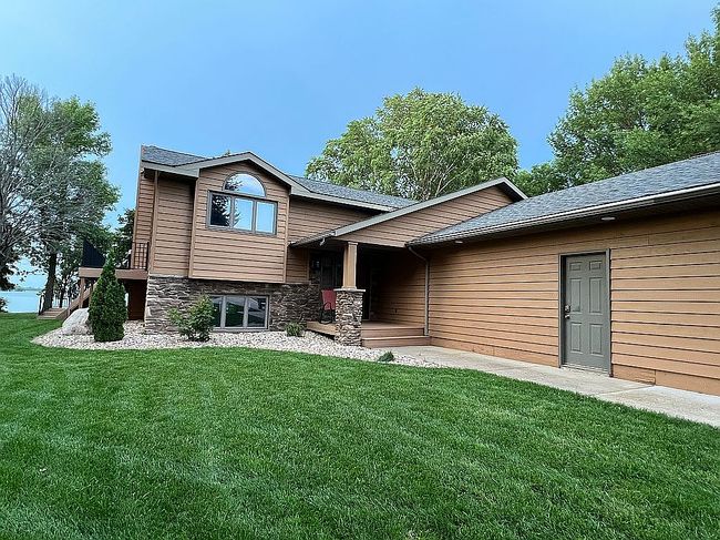 Photo of 64 Pioneer Trl, Garvin, MN