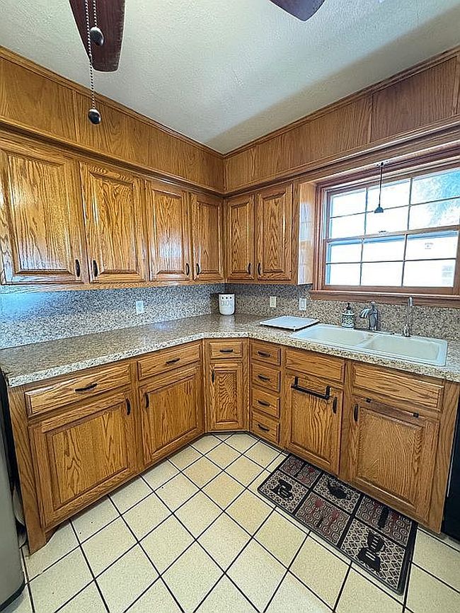 Photo of 2120 53rd St, Lubbock, TX