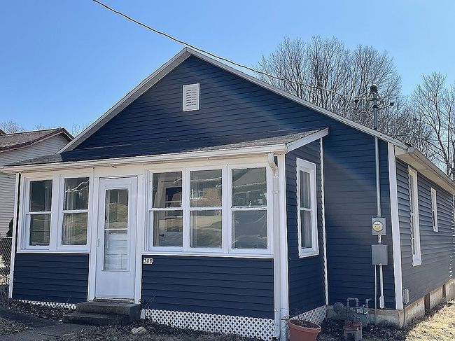 Image of 308 W Main St