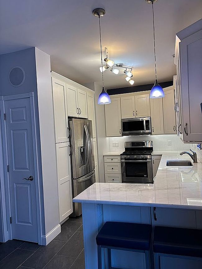Photo of 8 Ledger View Ct, Highland Mills, NY