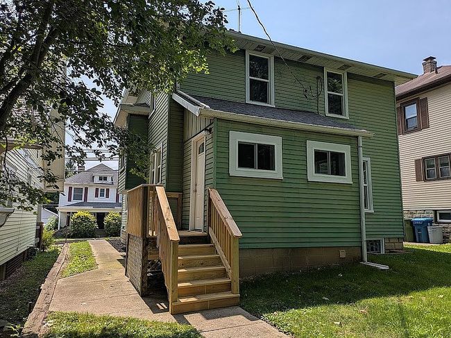 Photo of 610 Fair Rd, Sidney, OH