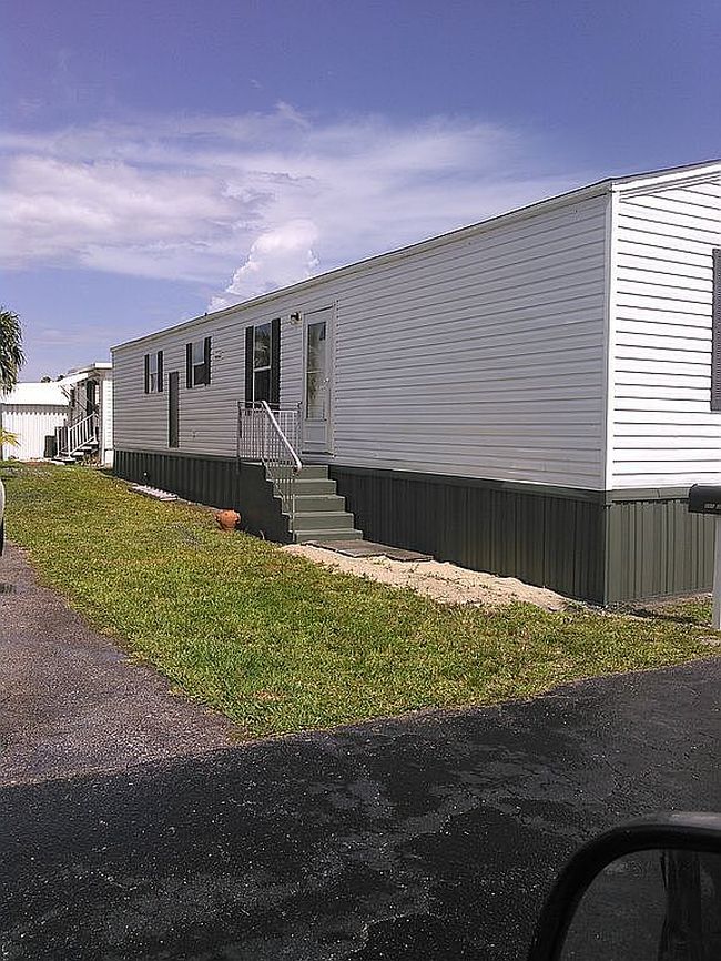 Image of 311 Lone Pine Ln