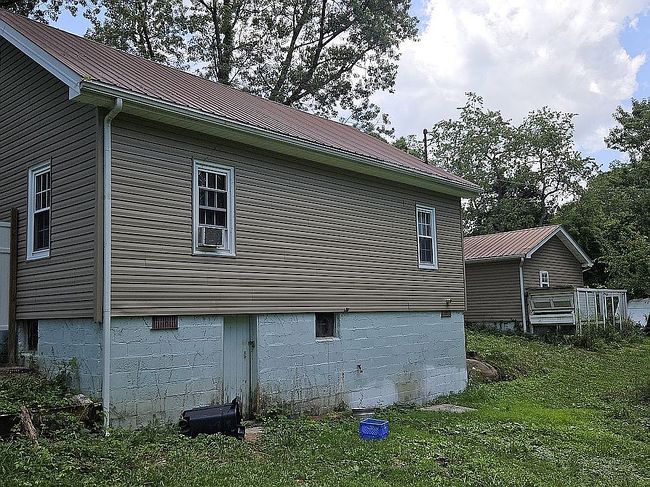 Photo of 328 Wheeler Ave, Jamestown, TN