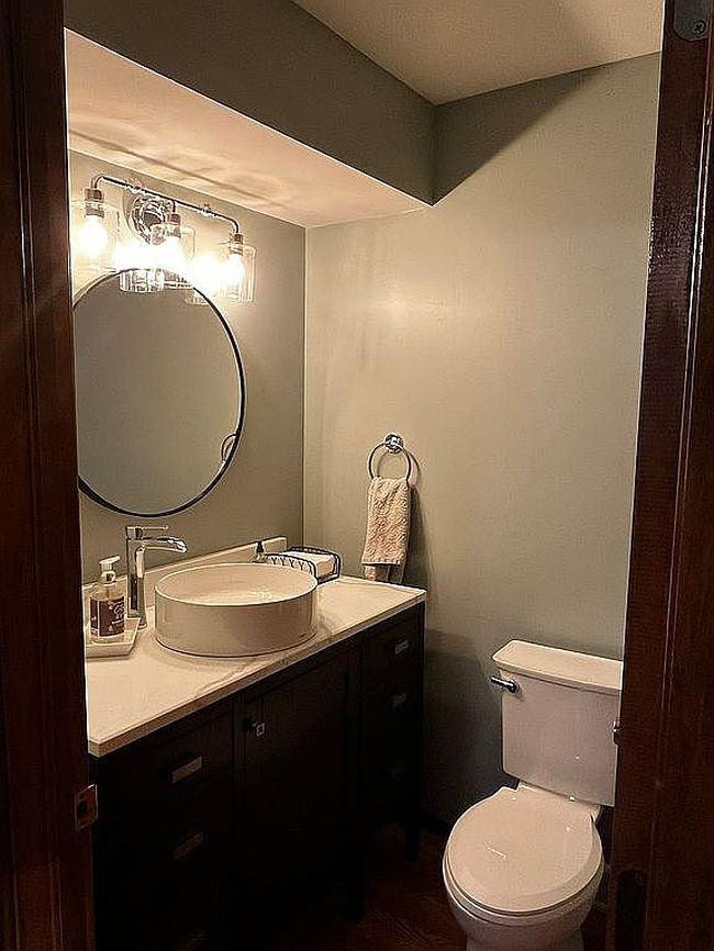 Photo of 2212 Celestial Dr Ne, Warren, OH