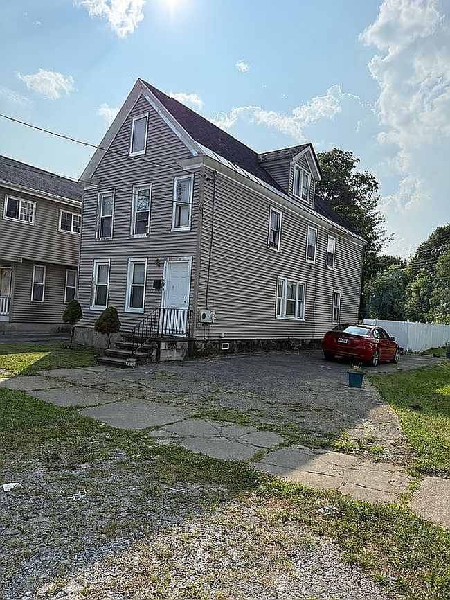 Photo of 1564 Steuben St, Utica, NY