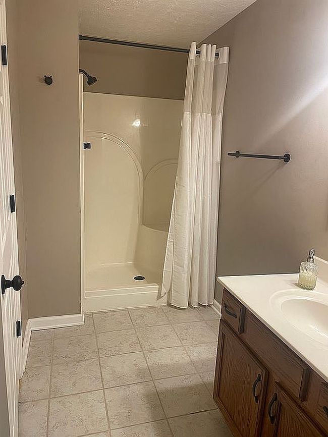 Photo of 191 Chestnut Ln, Morgantown, KY