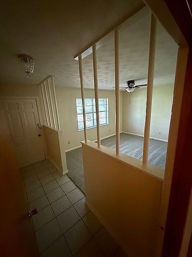 Photo of 906 N White Oak Rd, White Oak, TX
