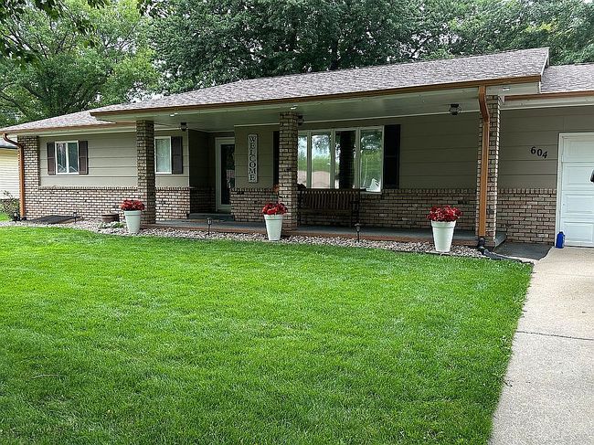 Photo of 604 Court St, Stromsburg, NE
