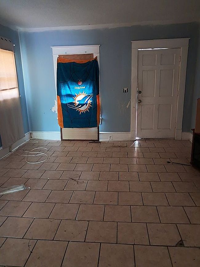 Image of 1122 Caldwell St