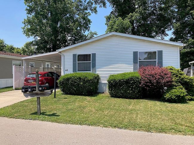 Photo of 48 Deerfield Dr, Loveland, OH