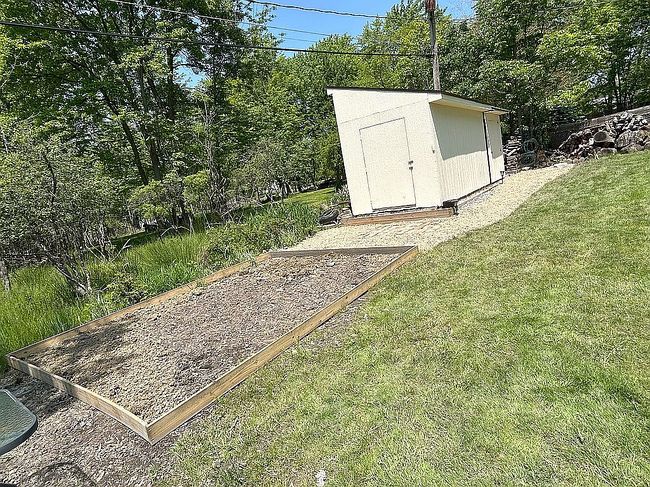 Image of 7936 Twin Oaks Dr