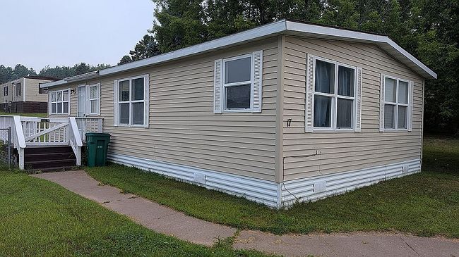 Photo of 17 Bianco Dr