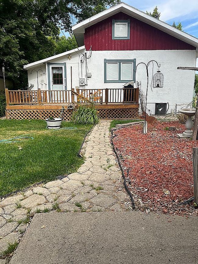 Photo of 1302 12th Ave, Mitchell, NE