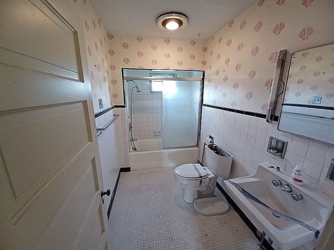 Photo of 401 Hoffman St, Elmira, NY